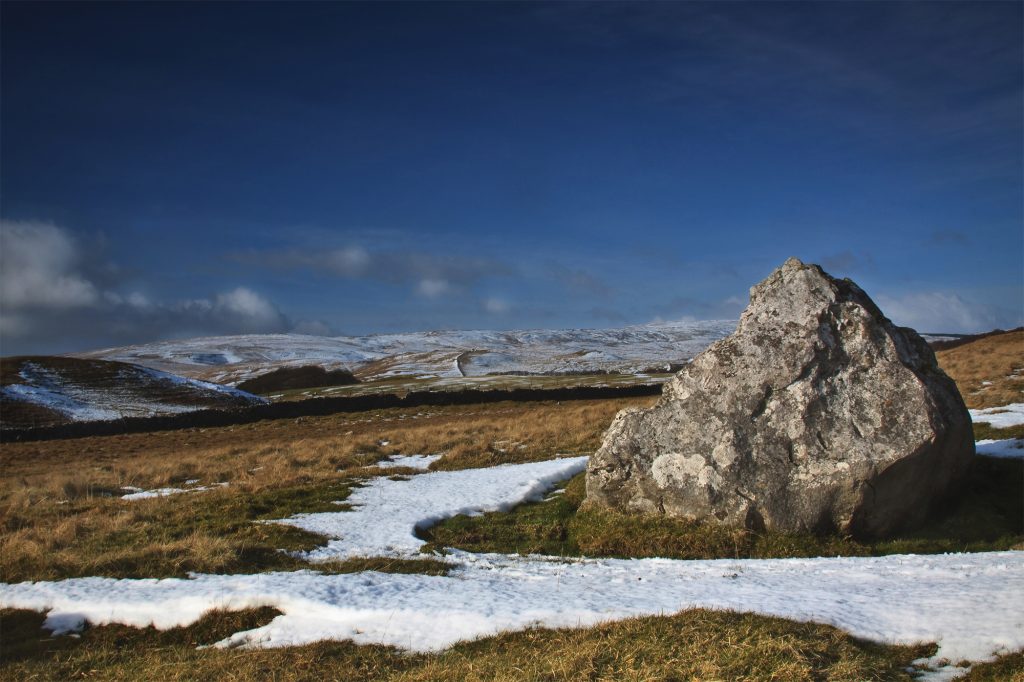 Malham Moor Yorkshire Dales Erratic Boulders Melting Snow
