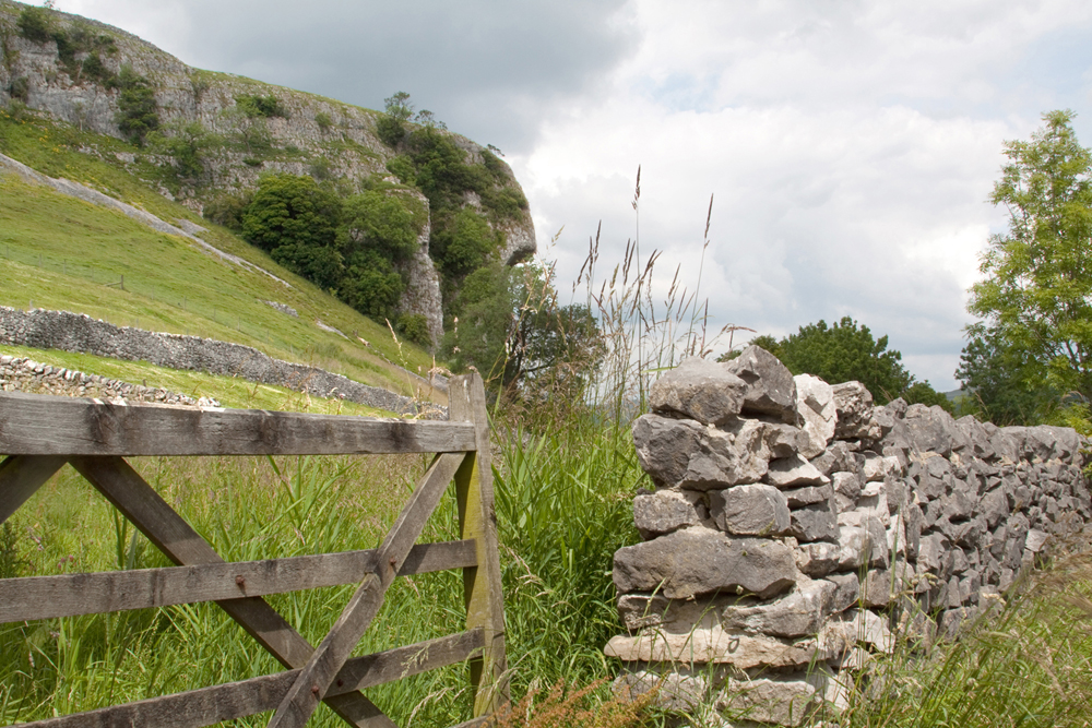 Kilnsey Crag, Kilnsey North Yorkshire. Image available from the online shop.